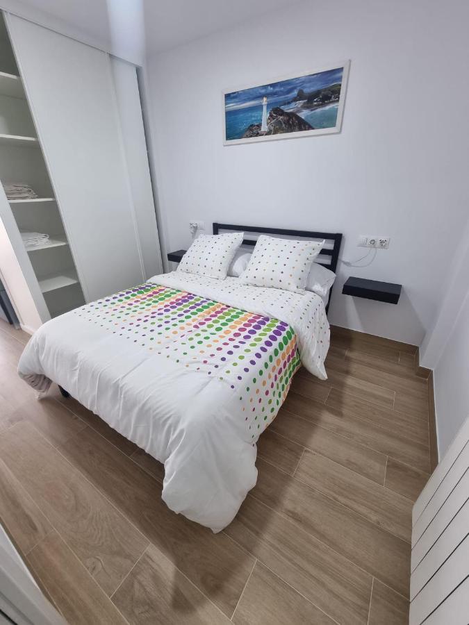 Apartamento Regina ซานติอาโก เด กอมโปสเตลา ภายนอก รูปภาพ